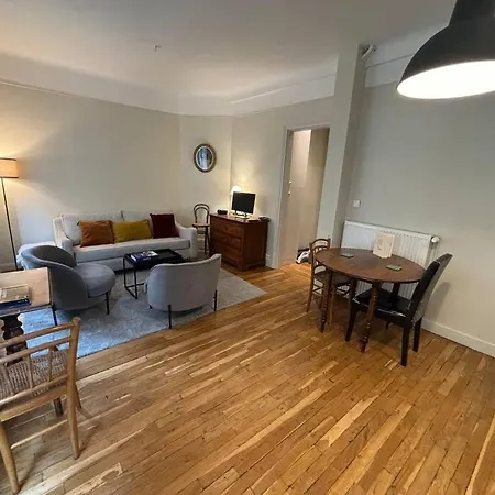 Elegance Parisienne Pour 4 Personnes Appartamento